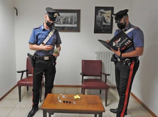 Fabro - Carabinieri - La droga sequestrata