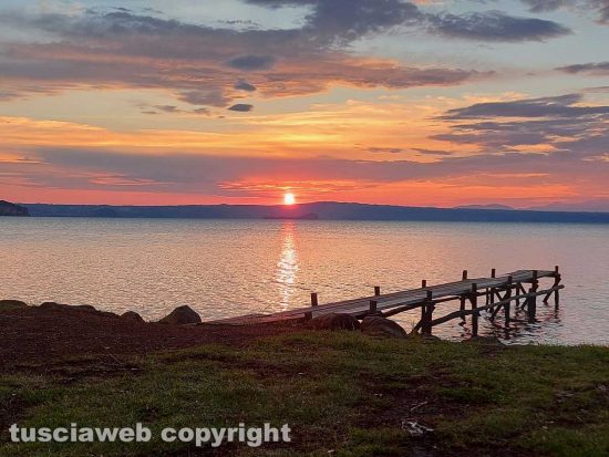 Montefiascone - Tramonto sul lago