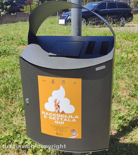 Capranica - Campagna di sensibilizzazione "Dai cani ai bravi padroni"