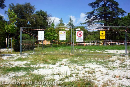 Viterbo - Le transenne a pratogiardino Lucio Battisti