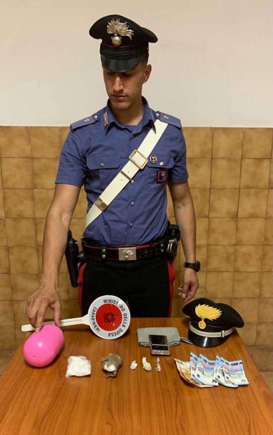 Fara in Sabina - La droga sequestrata dai carabinieri 