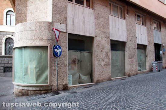 Viterbo - Apre la Borri Books a piazza della Repubblica