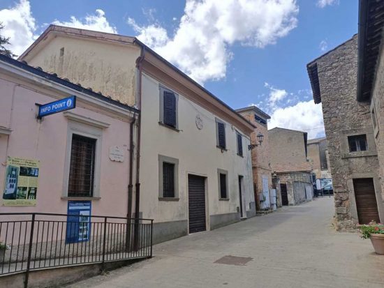 Bassano in Teverina - Il complesso acquistato dal comune