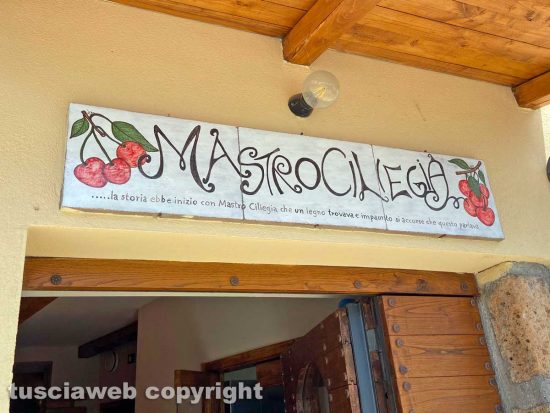 Viterbo - Sant'Angelo il paese delle fiabe - L'osteria Mastro Ciliegia