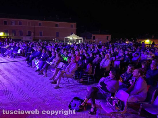 Caprarola - Caffeina Oro Festival - Serata conclusiva