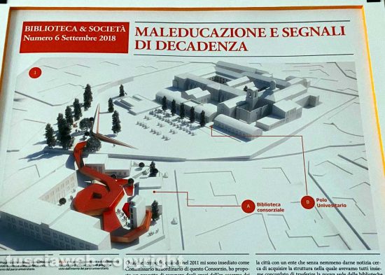 Viterbo - Biblioteca di viale Trento - Il manifesto "Maleducazione e segnali di decadenza"