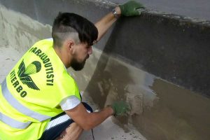 I paracadutisti della Tuscia restaurano il monumento dedicato al Paracadutista d'Italia