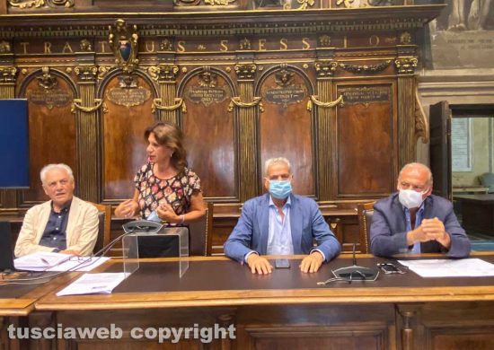 Viterbo - La presentazione del progetto per le scuderie di Sallupara