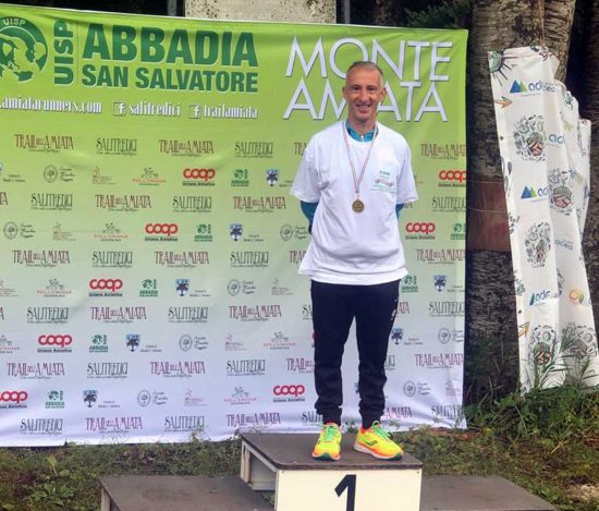 Sport - Atletica- Giuseppe Cioccolini sul podio della Salitredici