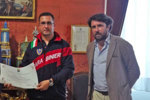 Attestato di merito sportivo al campione di tiro a volo Valerio Grazini
