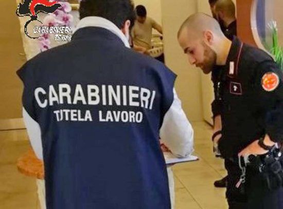 Terni - I controlli dei carabinieri nella macelleria