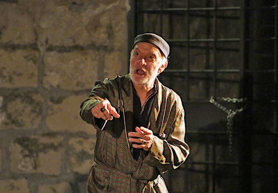 Lo spettacolo “Una bizzarra proposta di matrimonio”