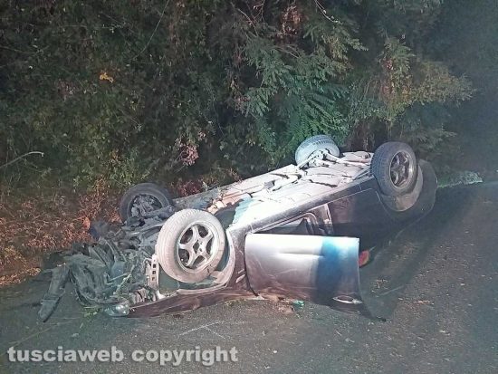 Montefiascone - L'incidente stradale in via Del Lago