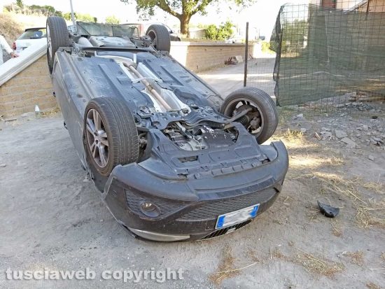 Montefiascone - L'incidente sulla strada provinciale 127