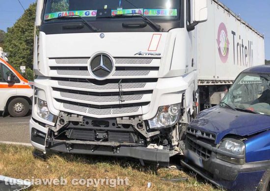 Acquapendente - L'incidente stradale sulla Cassia