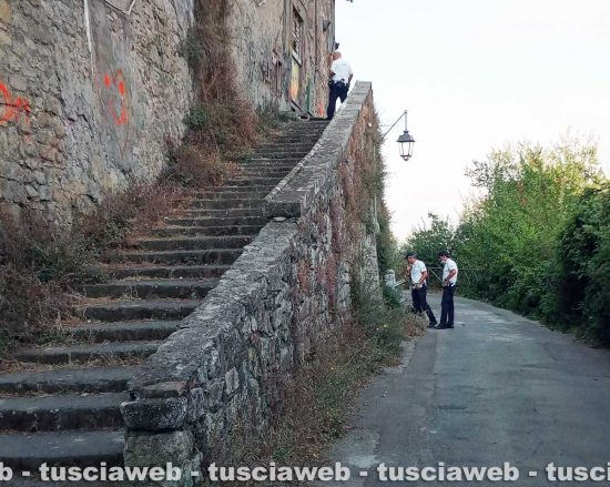 Viterbo - Vandali in azione all'ex ospedale vecchio