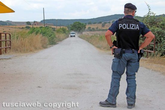 Valentano - Il rave - Il posto di blocco della polizia