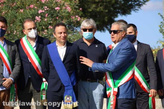 Viterbo - La protesta dei sindaci alla discarica