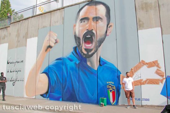 Sport - Calcio - Bonucci firma il "suo" murale