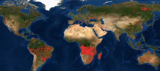 La mappa della Nasa degli incendi che bruciano il pianeta
