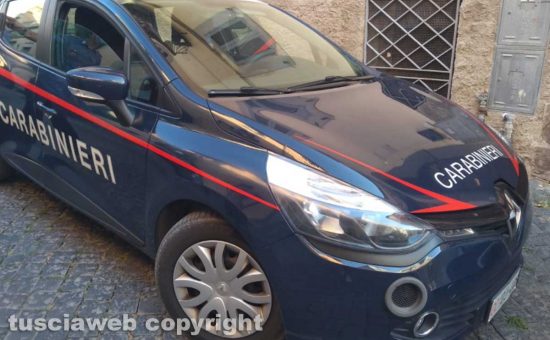 Viterbo - Paura in pieno centro storico, esplode bomba artigianale - L'intervento dei carabinieri