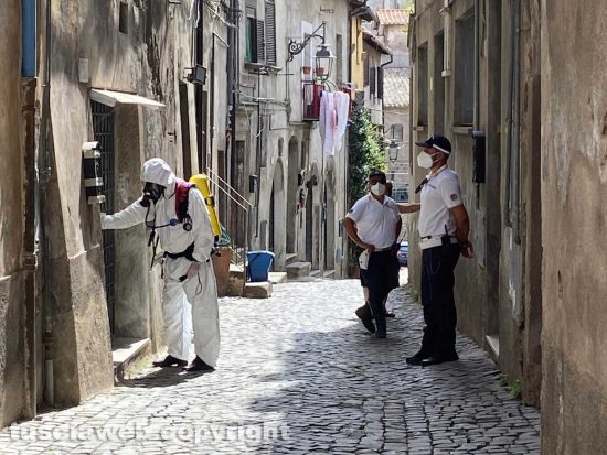 Viterbo - Via del Ponticello - Uomo trovato morto in casa