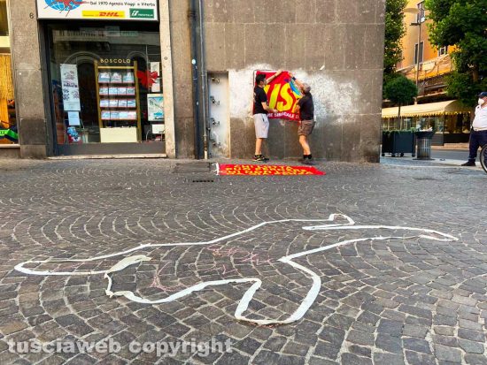 Viterbo - La manifestazione dell'Usb in piazza della Repubblica