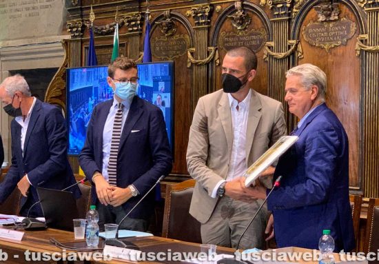 Viterbo - Consiglio comunale - Civica benemerenza a Leonardo Bonucci