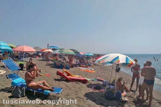 Montalto di Castro - Il mare di Pescia Romana a Ferragosto