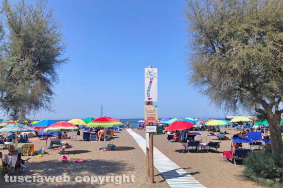 Tarquinia - Il mare a Ferragosto