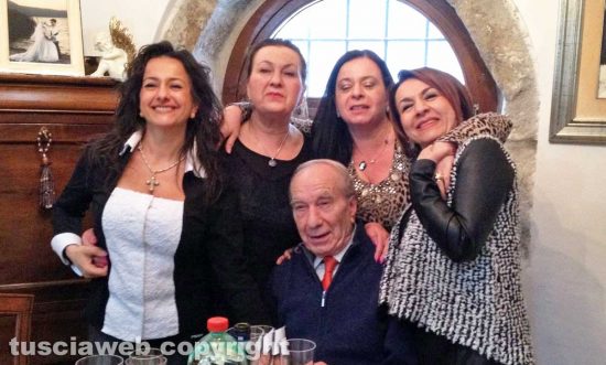 Viterbo - Quinto Ferrazzani con le figlie