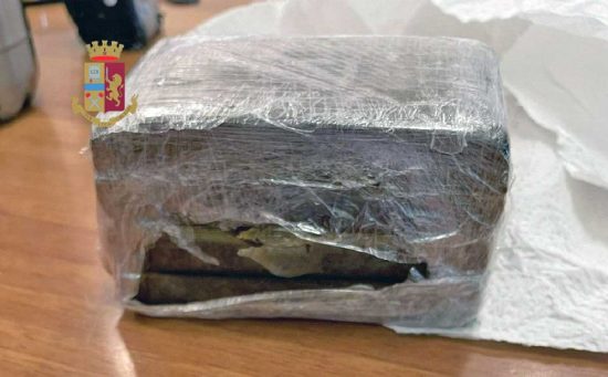 Napoli - La droga sequestrata