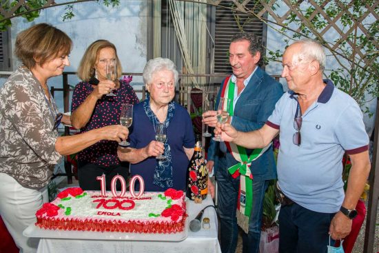 Vasanello - I cento anni di nonna Emola 