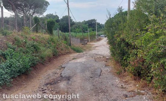 Vetralla - La strada di Capodacqua dissestata