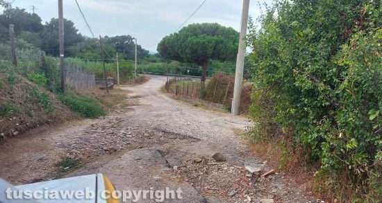 Vetralla - La strada di Capodacqua dissestata