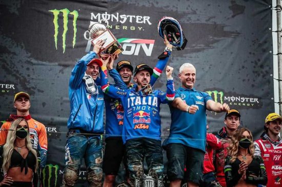 Sport - Motocross - L'Italia vince il mondiale a squadre con Lupino, Cairoli e Guadagnini