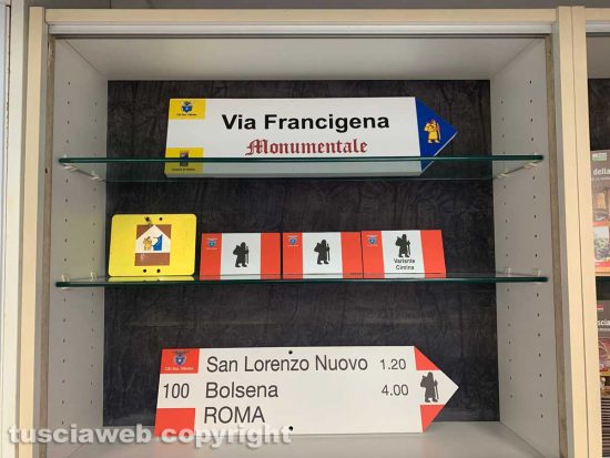 Viterbo - La segnaletica della via Francigena