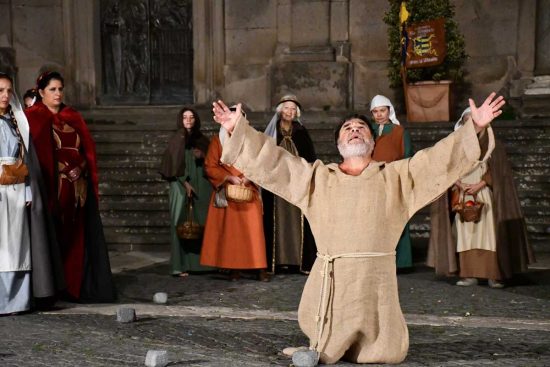 Giancarlo Bruti e la scena dell’uccisione di Errico di Cornovaglia