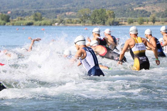 Sport - Una passata edizione del Triathlon della Tuscia a Grotte di Castro