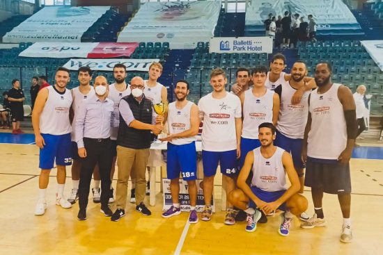 Sport - Pallacanestro - Stella azzurra - La premiazione del memoriale Ugo Rotelli