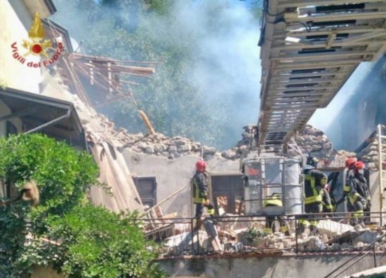 Pontremoli - La casa crollata dopo l'esplosione