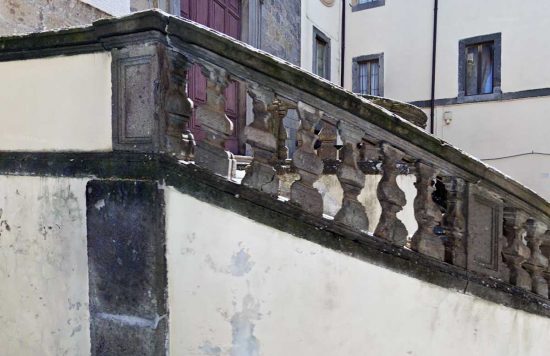 Viterbo - La chiesa della Crocetta - Come erano le colonnine