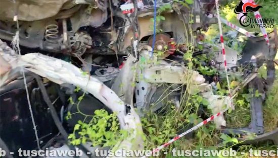 Ronciglione - “Cannibalizzavano” auto rubate per rivenderle a pezzi, due arresti