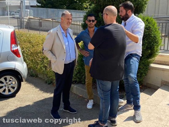 Paolo Bianchini insieme ad amici e conoscenti che hanno voluto salutare Fabrizio