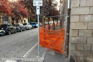 Viterbo - Transenne in via Monte Asolone