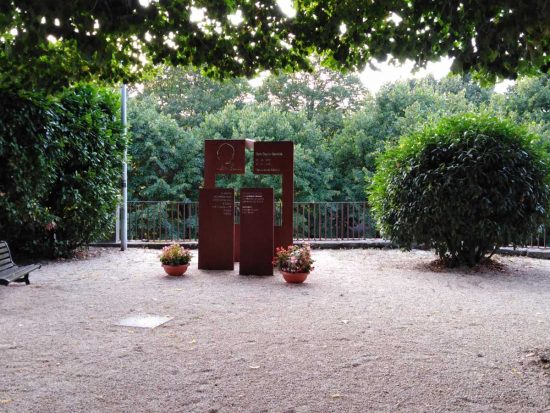 VIterbo - La piazzetta dedicata a monsignor Bernini