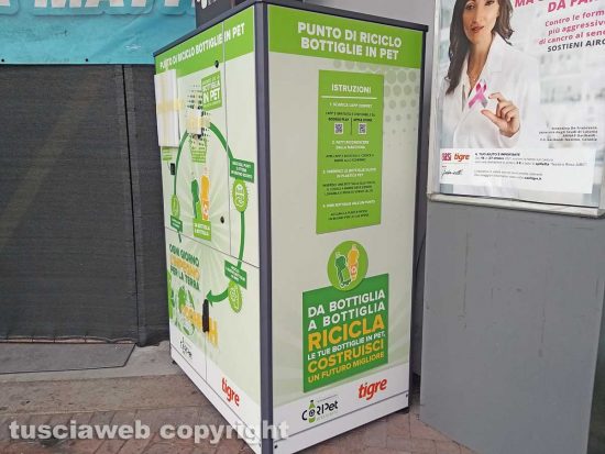 Montefiascone - L’ecocompattatore al supermercato Tigre