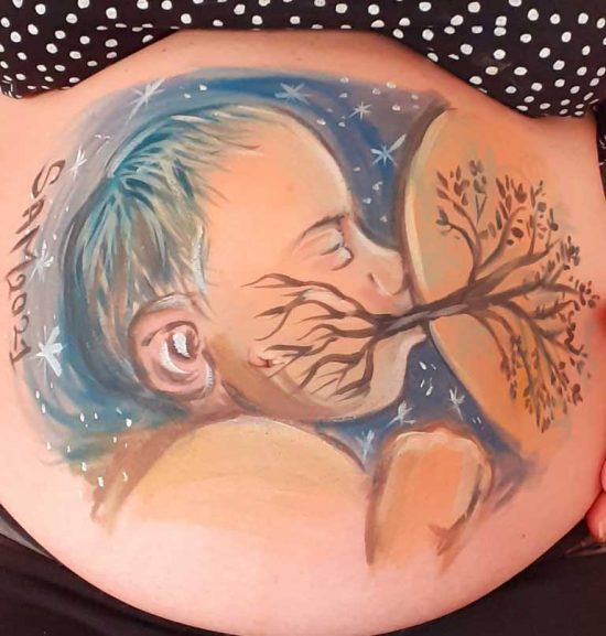 Viterbo - Bump painting per la Settimana dell'allattamento