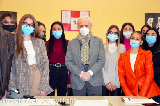 Viterbo - José Carreras con gli studenti dell'Istituto Francesco Orioli