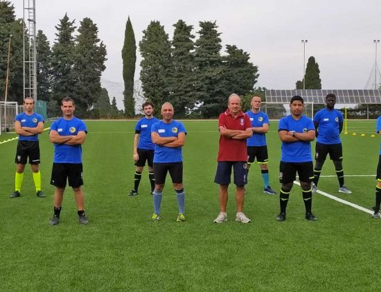 Luigi Gasbarri con alcuni arbitri della sezione di Viterbo